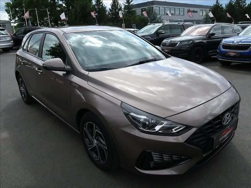 Hyundai i30 1,0 T-GDi,88kW,Comfort,NovéČR - fotka 2 z 28