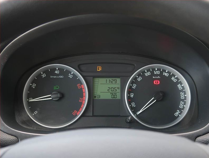 Škoda Roomster (2006) Comfort 1.4 16V, jezdí výborně - fotka 11 z 17