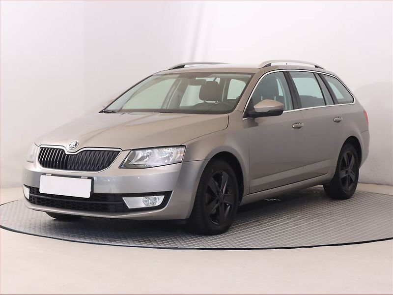 Škoda Octavia (2016) Style 1.6 TDI, Navi, Tempomat - fotka 2 z 18