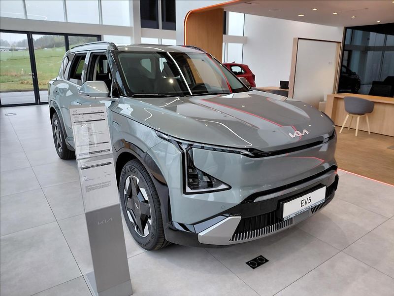 Kia EV5 (2025) 81,4 kWh LAUNCH EDITION - fotka 3 z 16