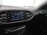 Peugeot 308 (2019) 1.2 PureTech, Serv.kniha, Navi - náhled 12