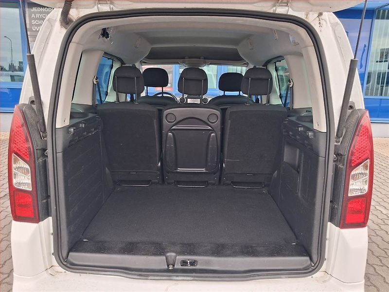 Peugeot Partner (2018) Allure 1.6 BlueHDi, 5Míst, ČR - fotka 12 z 14