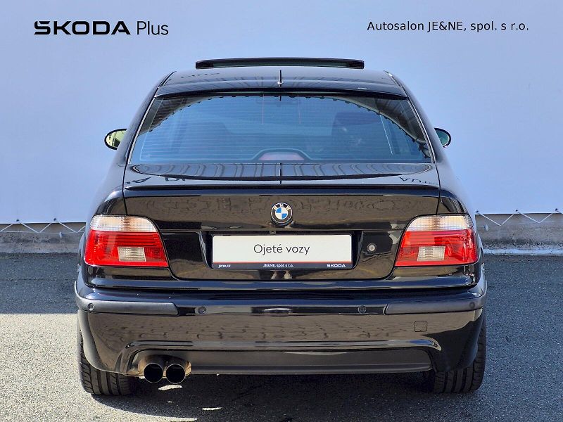 BMW Řada 5 (1996) 540i 210kW - fotka 9 z 23