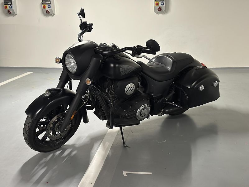 Indian Springfield Dark Horse (2018) - fotka 3 z 8