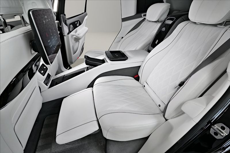 Mercedes-Benz GLS Maybach 600 4M/E-ACTIV/HUD - fotka 23 z 28