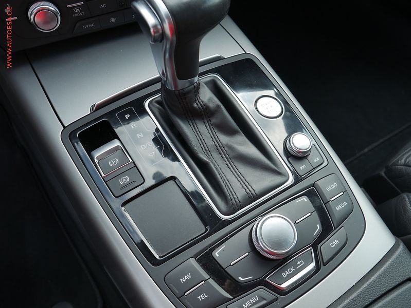 Audi A6 (2013) 3.0TDi quattro, AT, výhřev - fotka 22 z 25