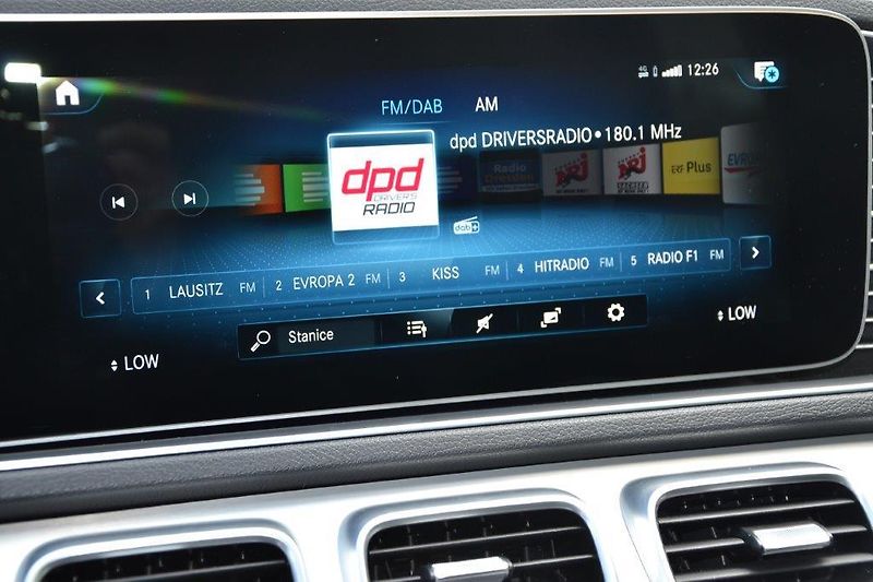 Mercedes-Benz GLE 350.de Plug-in Hybrid AMG 4Mat - fotka 12 z 46