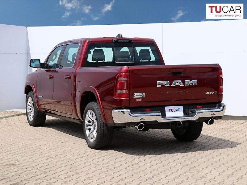 RAM 1500 (2024) Longhorn 5.7 V8 Hemi  - fotka 6 z 47