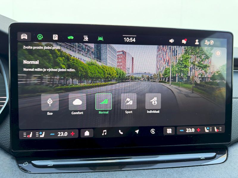Škoda Octavia (2025) 2.0 TDI 110kW DSG Exclusive Se - fotka 19 z 35
