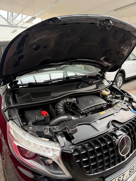 Mercedes-Benz Třídy V 250 d Exclusive , AMG, 4 MATIC - fotka 23 z 27