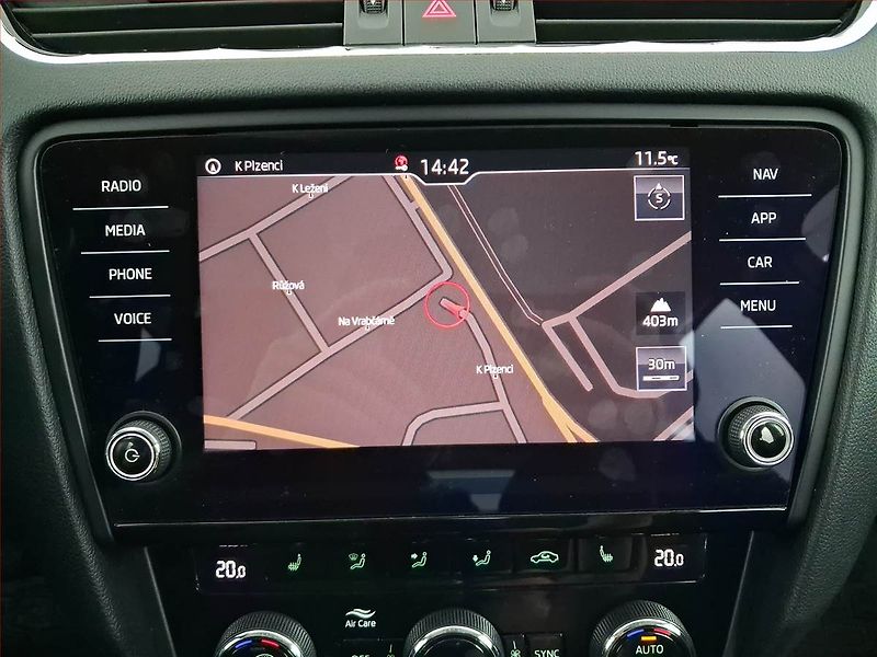 Škoda Octavia (2018) Style 2.0 TDI, ČR,1.maj, Navi - fotka 13 z 19