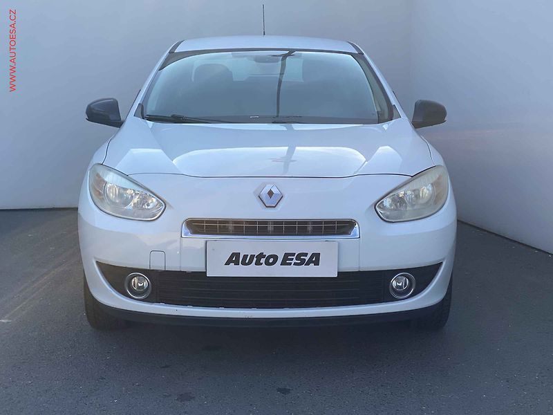 Renault Fluence (2012) 1.6 16V, AAC, tempo - fotka 2 z 16