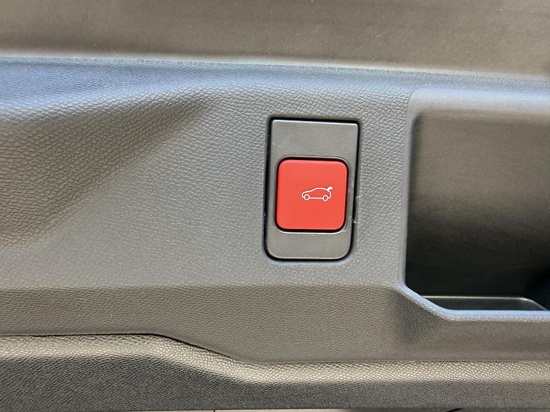 Peugeot 5008 (2026) GT Hybrid 145 e-DCS6 SUMMER BL - fotka 15 z 28