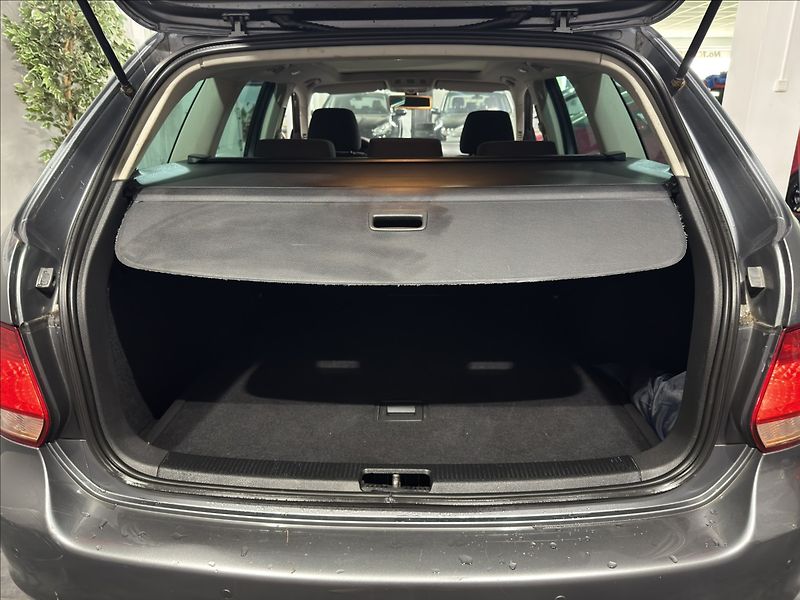 Volkswagen Golf 1,4   TSI HIGHLINE PANORAMA - fotka 23 z 28