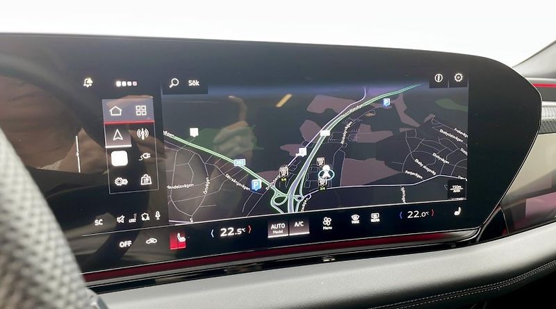 Audi A6 Avant e-tron AWD S-line 100kWh Tažné - fotka 17 z 21