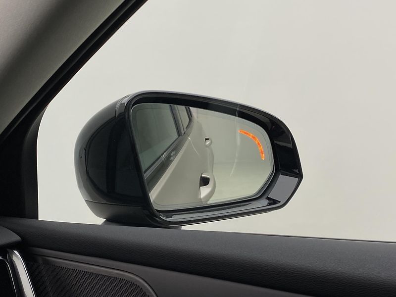 Volvo V60 (2026) B4 AUT DARK PLUS - fotka 31 z 66