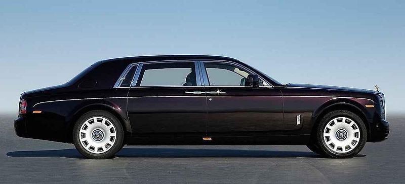 Rolls-Royce Phantom (2013).