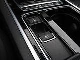 Jaguar XF (2018) 20d, Automat, Kůže, Navi - náhled 19