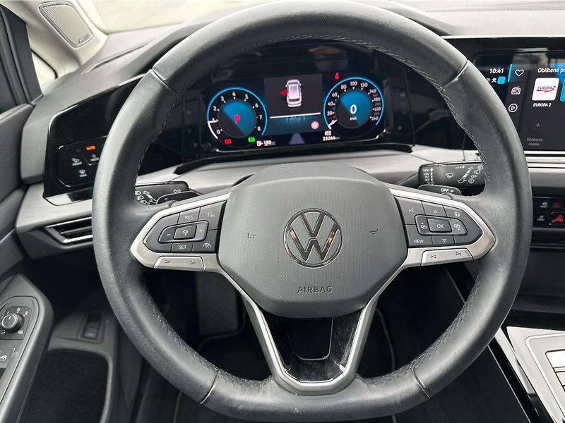 Volkswagen Golf 1.5 eTSI Variant Style 110kW D - fotka 21 z 25