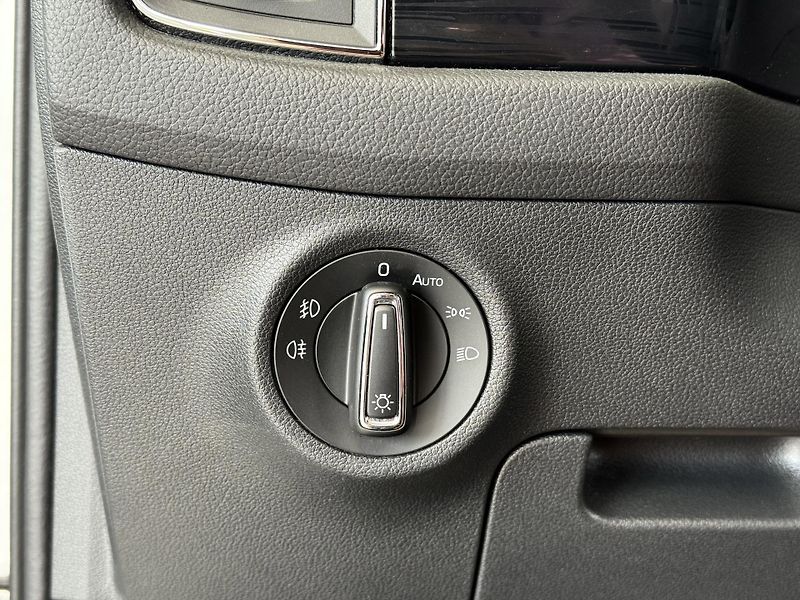 Škoda Kodiaq 1,4TSI DSG*STYLE*Tažné*7MÍST - fotka 29 z 38
