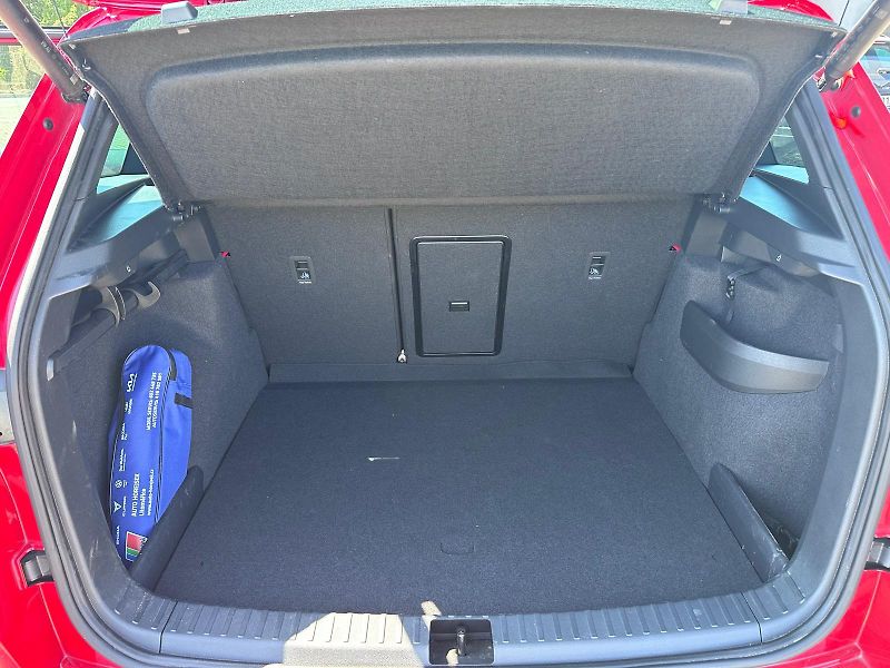 Škoda Karoq 2,0 TDI DSG 4x4 Sportline  - fotka 17 z 17