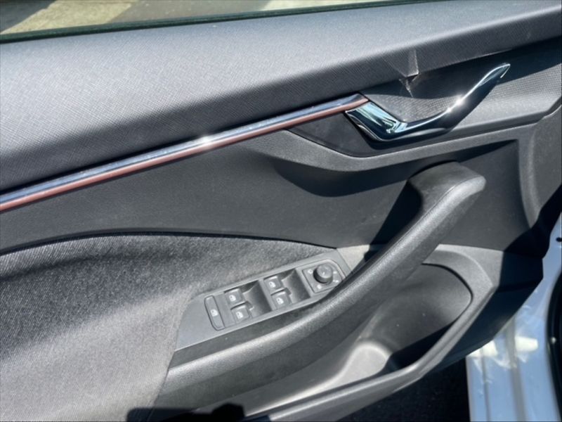 Škoda Scala 1,0 TSI 85 Selection - fotka 11 z 11