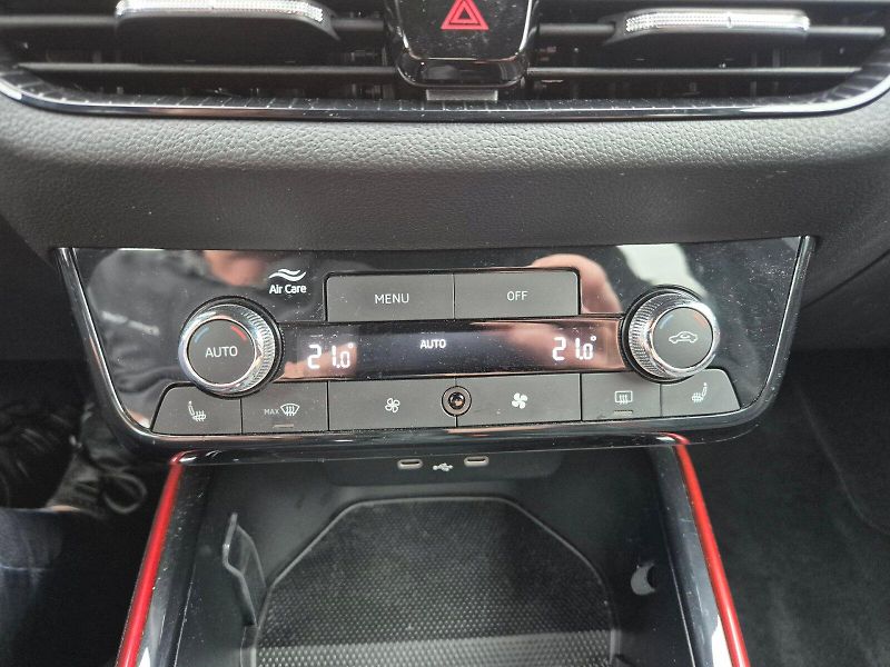 Škoda Fabia (2025) Monte Carlo 1.0TSi 85kW 6°manu - fotka 27 z 29