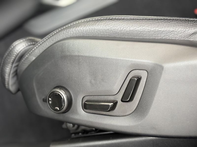 Volvo XC60 T5 Polestar*Inscription*HeadUP - fotka 30 z 34