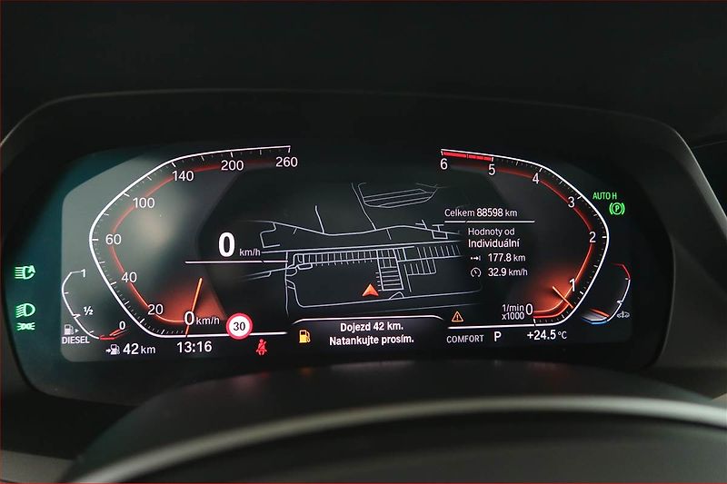 BMW X5 (2022) xDrive30d - fotka 11 z 21
