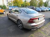 Volvo S60 2,0 B5 184kW AWD R-Design - náhled 3