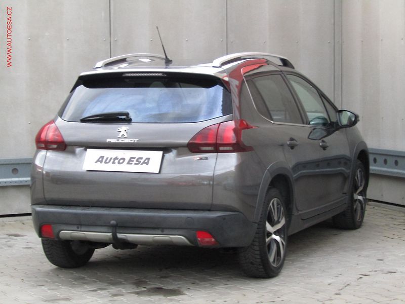 Peugeot 2008 (2018) 1.5HDi, Panorama, AC - fotka 4 z 21