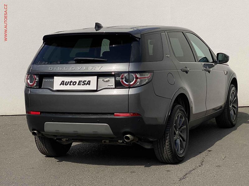 Land Rover Discovery Sport (2016) 2.0 TD4 4x4, AT, kůže - fotka 4 z 17