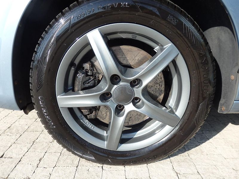 Škoda Fabia 1.2 TSI STYLE DIGI. KLIMA - fotka 16 z 18