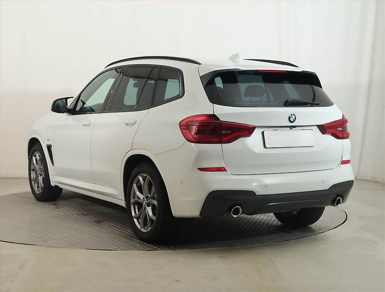 BMW X3 (2018) M Sport xDrive20d - fotka 4 z 14