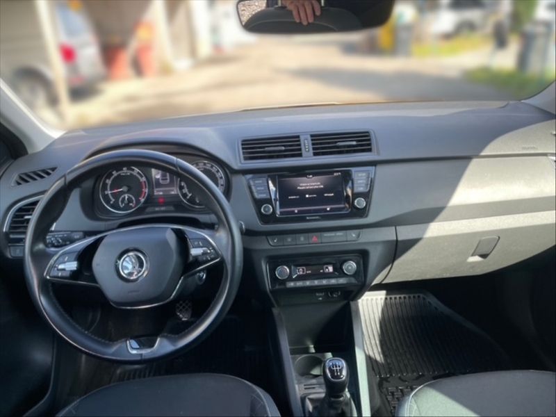 Škoda Fabia 1,0 TSI Style - fotka 9 z 11