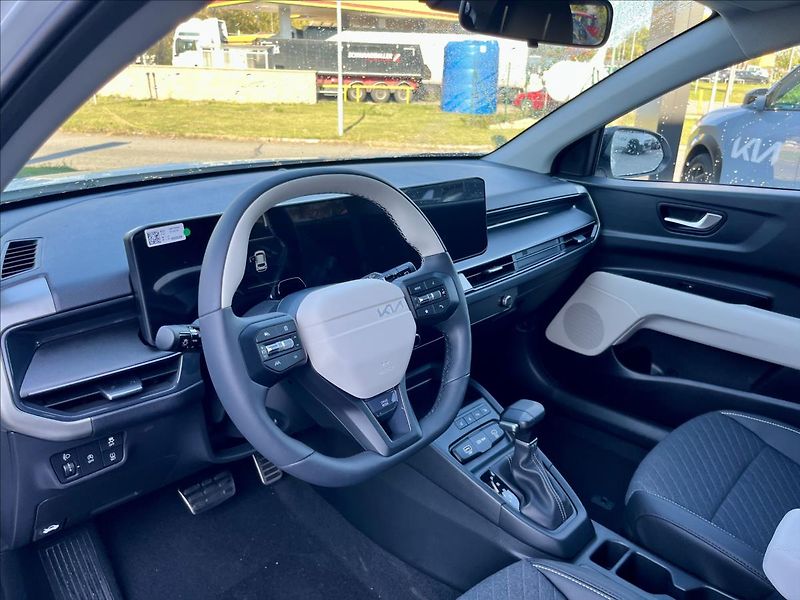 Kia Stonic (2026) 1,0 T-GDI  7DCT GT-LINE - fotka 8 z 20