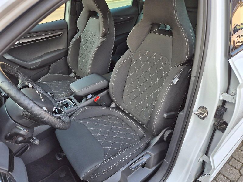 Škoda Karoq (2025) Sportline 1.5TSi 110kW 6°manuá - fotka 10 z 30
