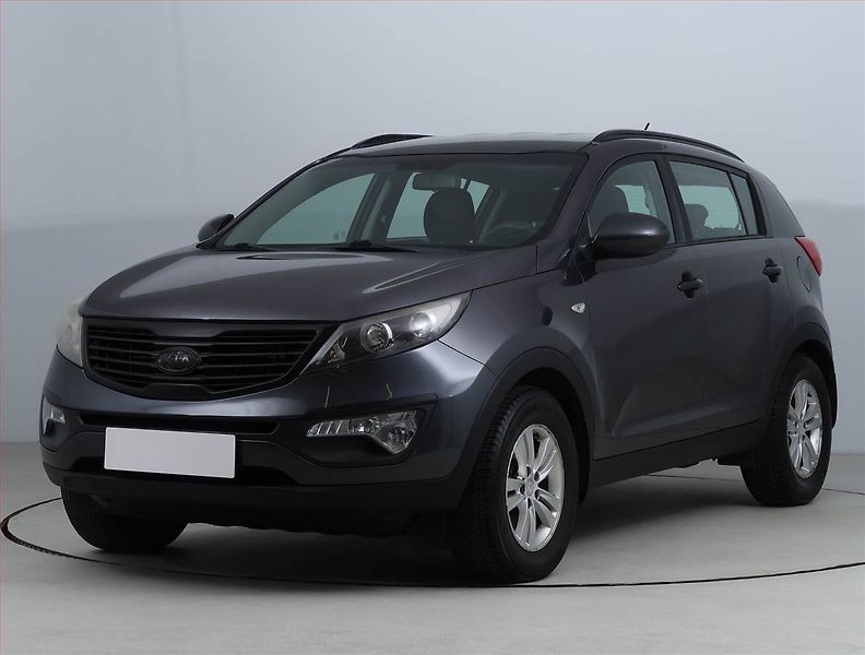 Kia Sportage (2011) 1.6 GDI, Tempomat - fotka 2 z 15