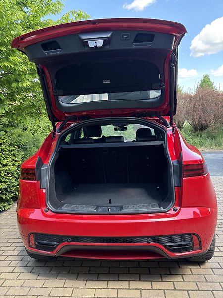 Jaguar E-Pace (2021) D200 AWD Dynamic - fotka 5 z 14