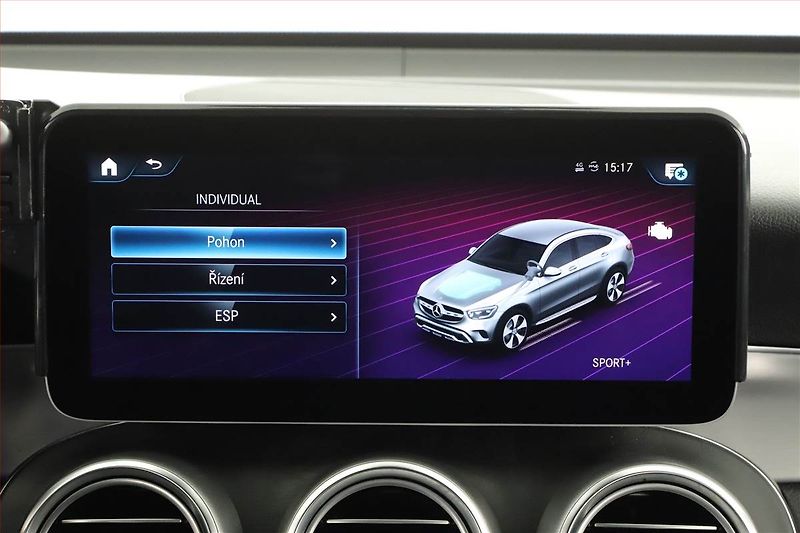 Mercedes-Benz GLC (2019) 200 - fotka 16 z 20