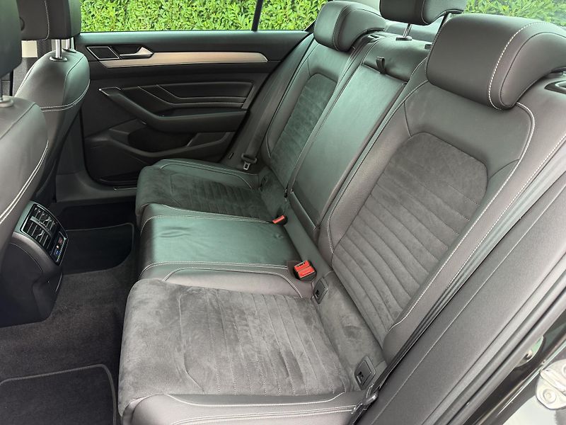 Volkswagen Passat (2020) 1.5 tsi 110 kw/DSG/sedan - fotka 13 z 22