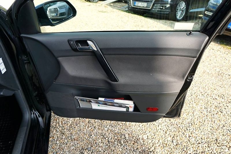 Volkswagen Polo (2008) COMFORT 1,2 HTP 44 kW - fotka 14 z 36
