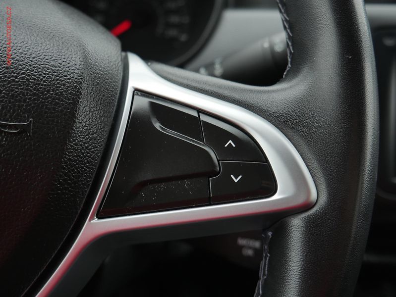 Dacia Duster (2019) 1.3 TCe, Comfort - fotka 16 z 21