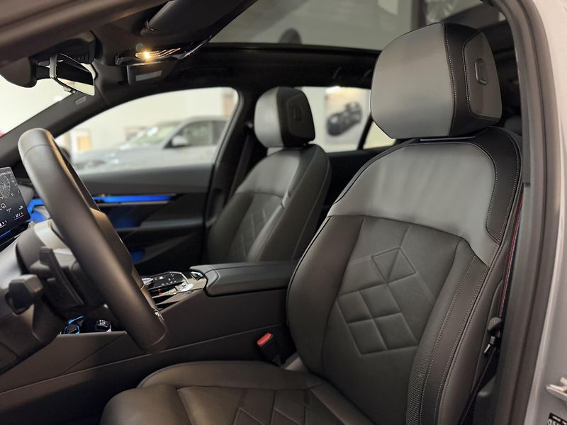 BMW Řada 5 BMW 540d xDrive M-Sport,tažné  - fotka 18 z 48