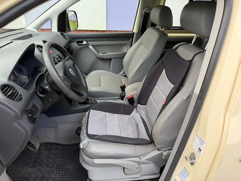 Volkswagen Caddy 2,0 CNG Ecofuel - fotka 8 z 20
