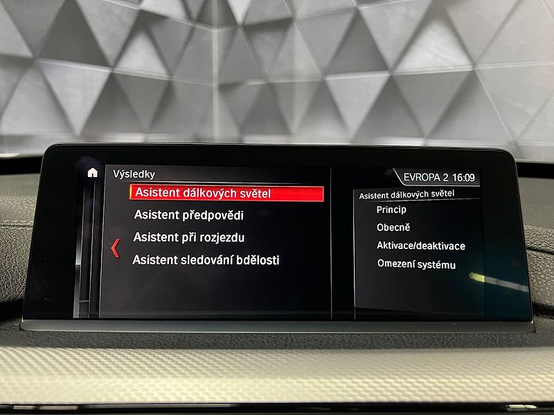BMW Řada 3 320d GT xDrive M-PAKET - fotka 18 z 26
