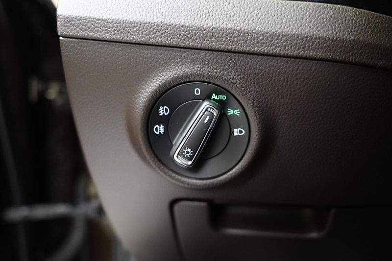 Škoda Superb - fotka 13 z 30