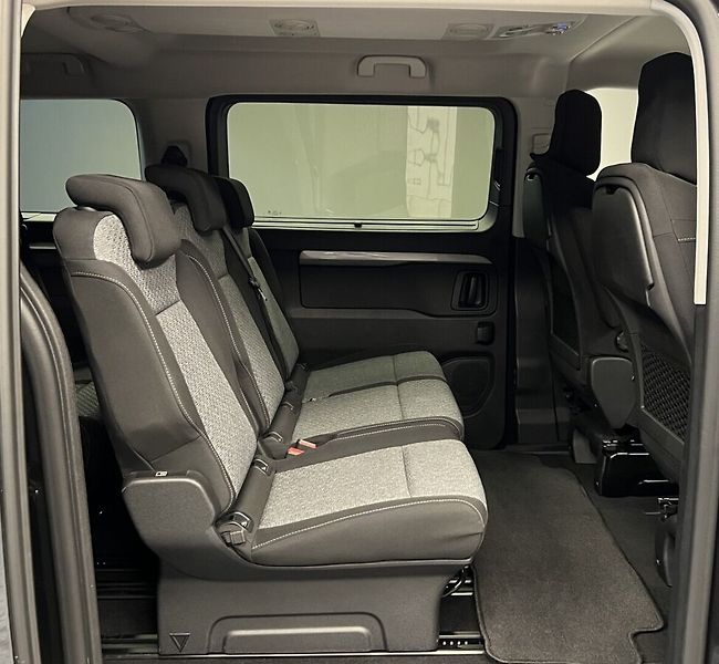 Toyota ProAce Verso L2 2.0D 8AT Family Webasto - fotka 14 z 18