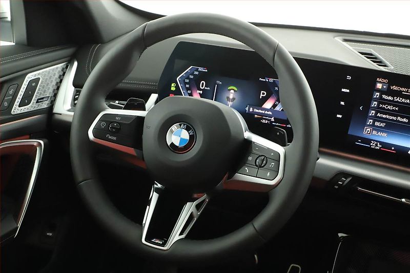 BMW X1 (2025) sDrive20i - fotka 8 z 20