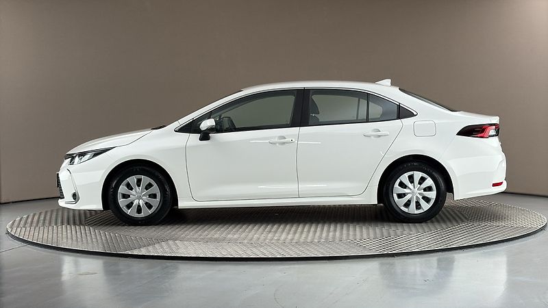 Toyota Corolla 1.8 Hybrid AUT Active Sedan - fotka 4 z 25